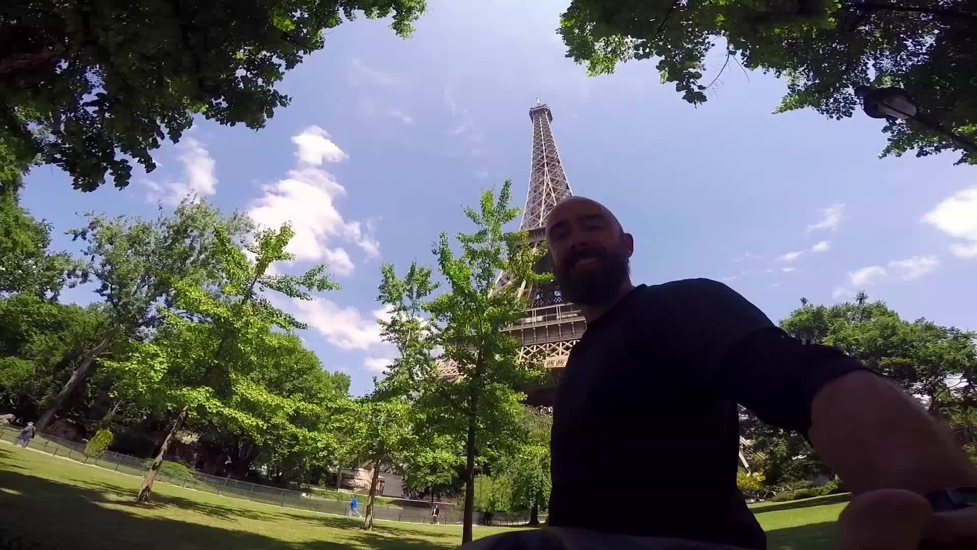 Mikkel besøger byens kok i Paris 