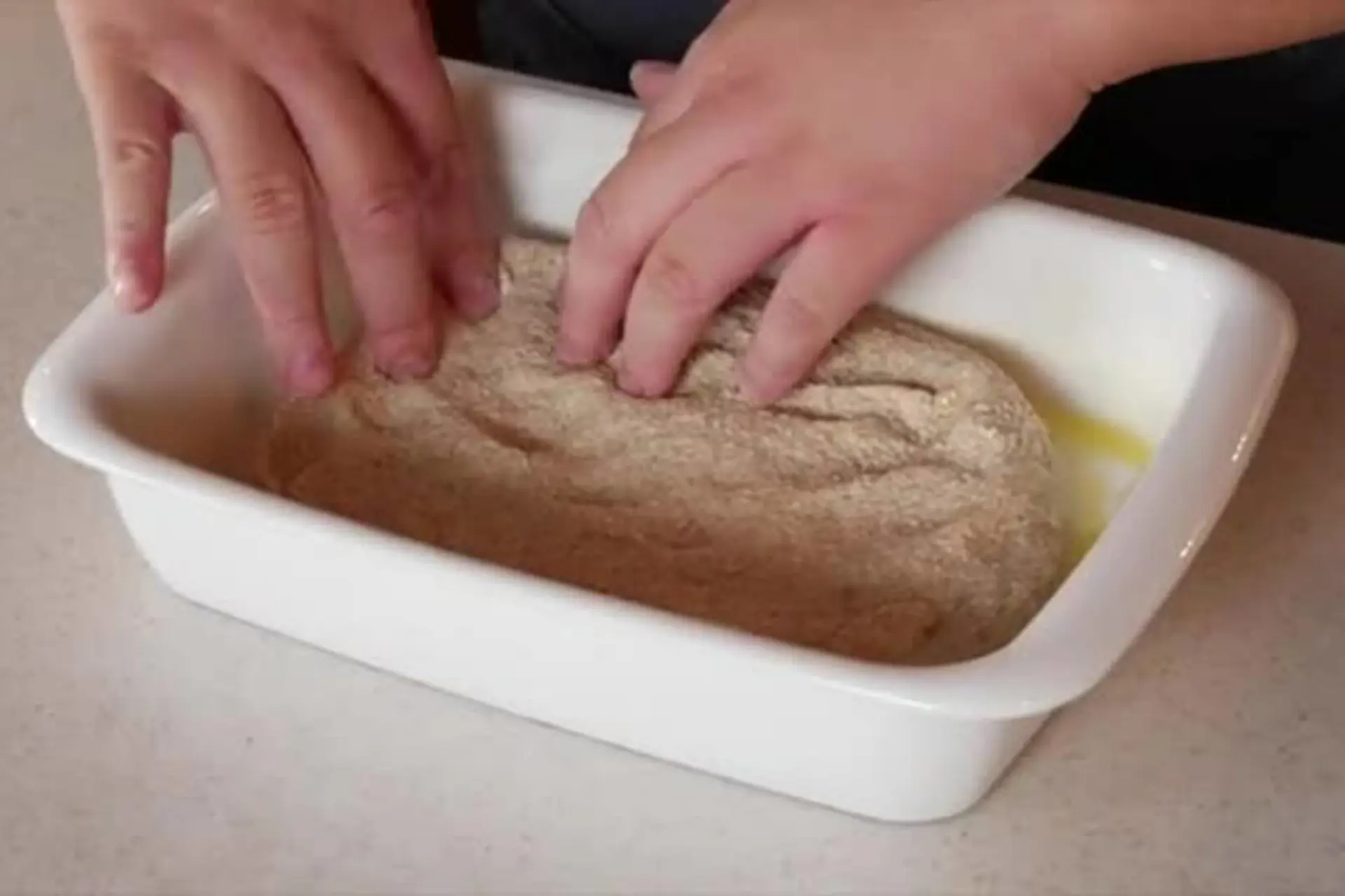 Focaccia, dej i form