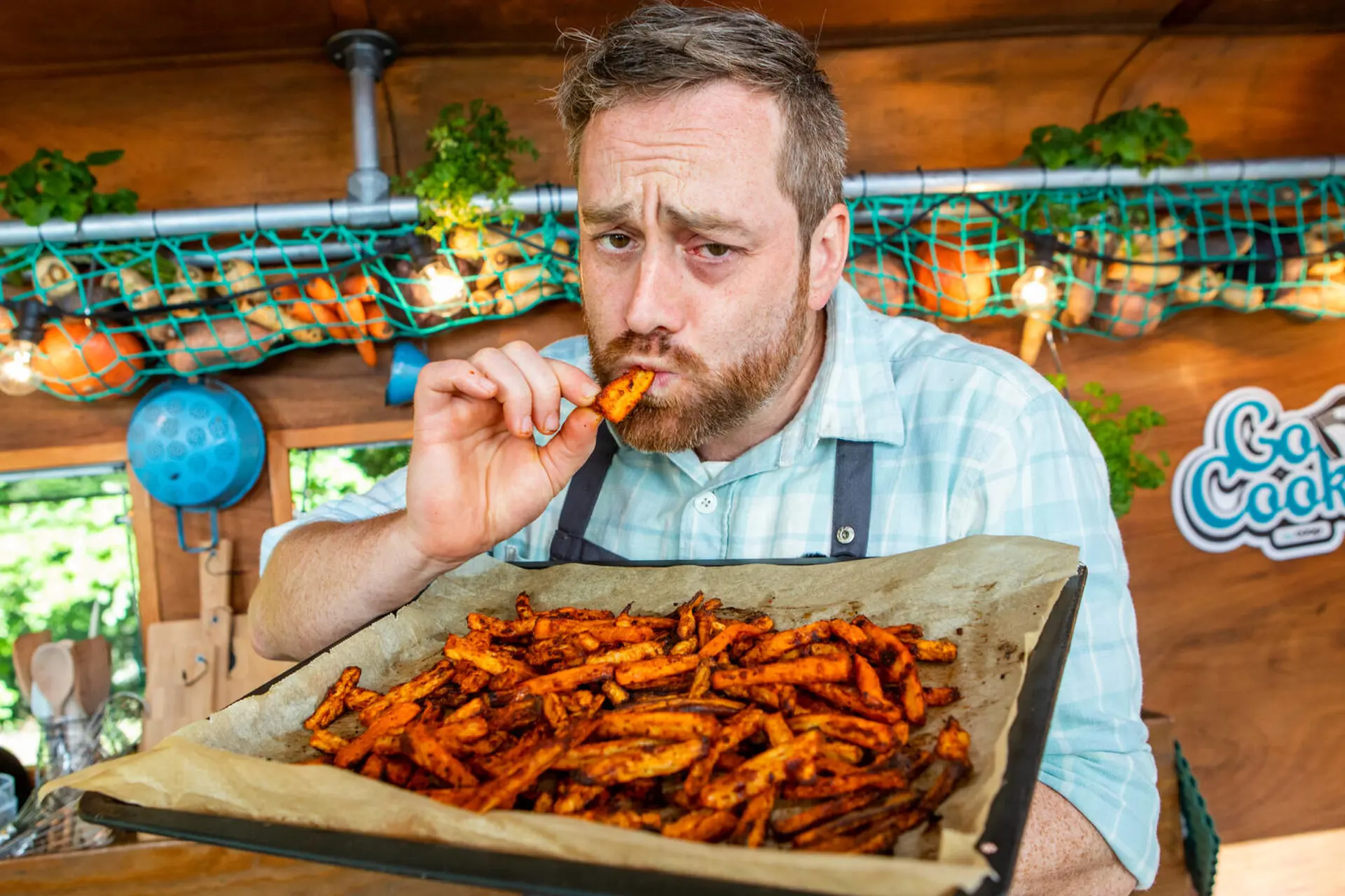 Rodfrugter i ovn med pommes frites krydderi