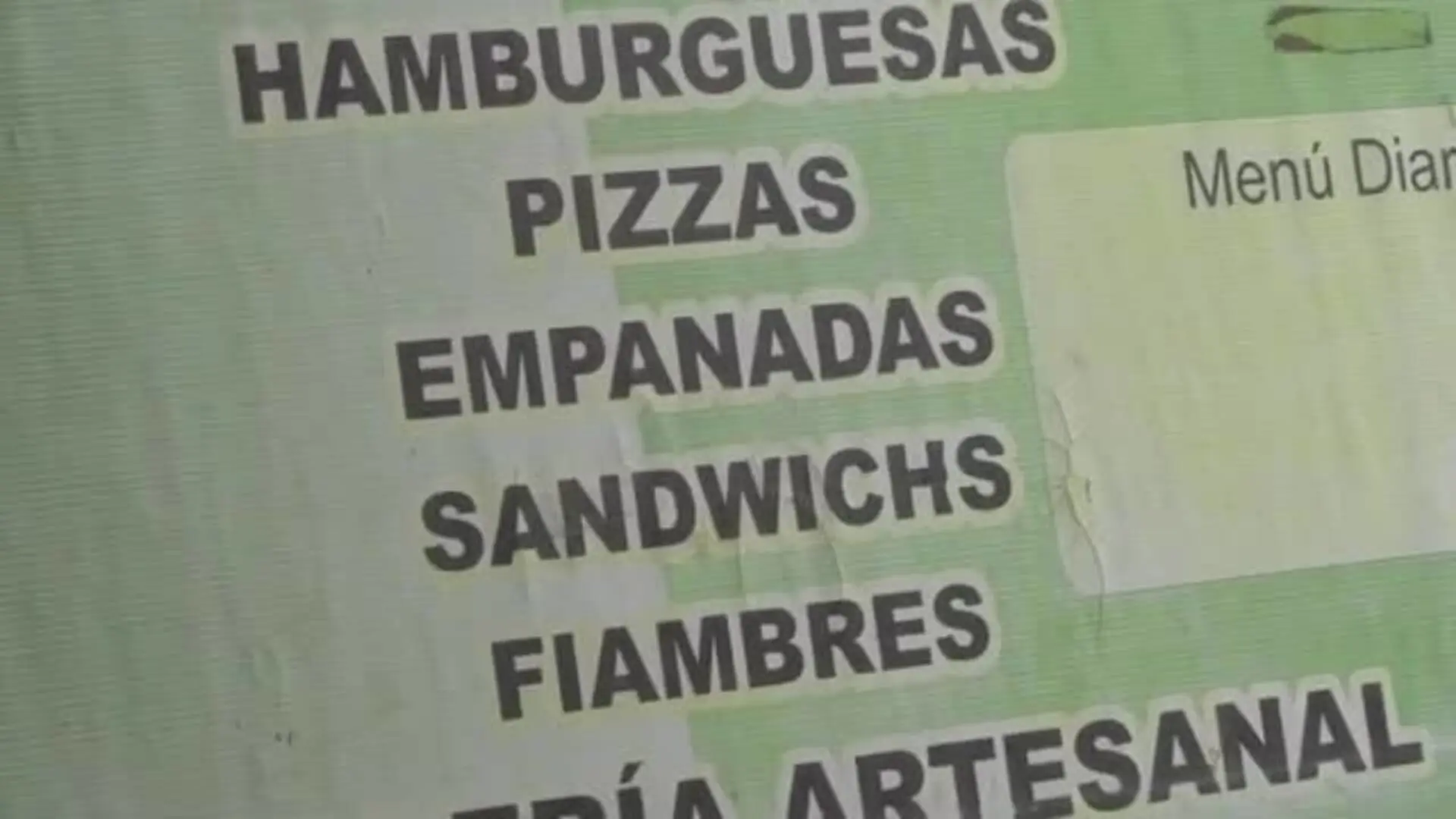 Mikkel lærer at lave empanadas i Argentina 
