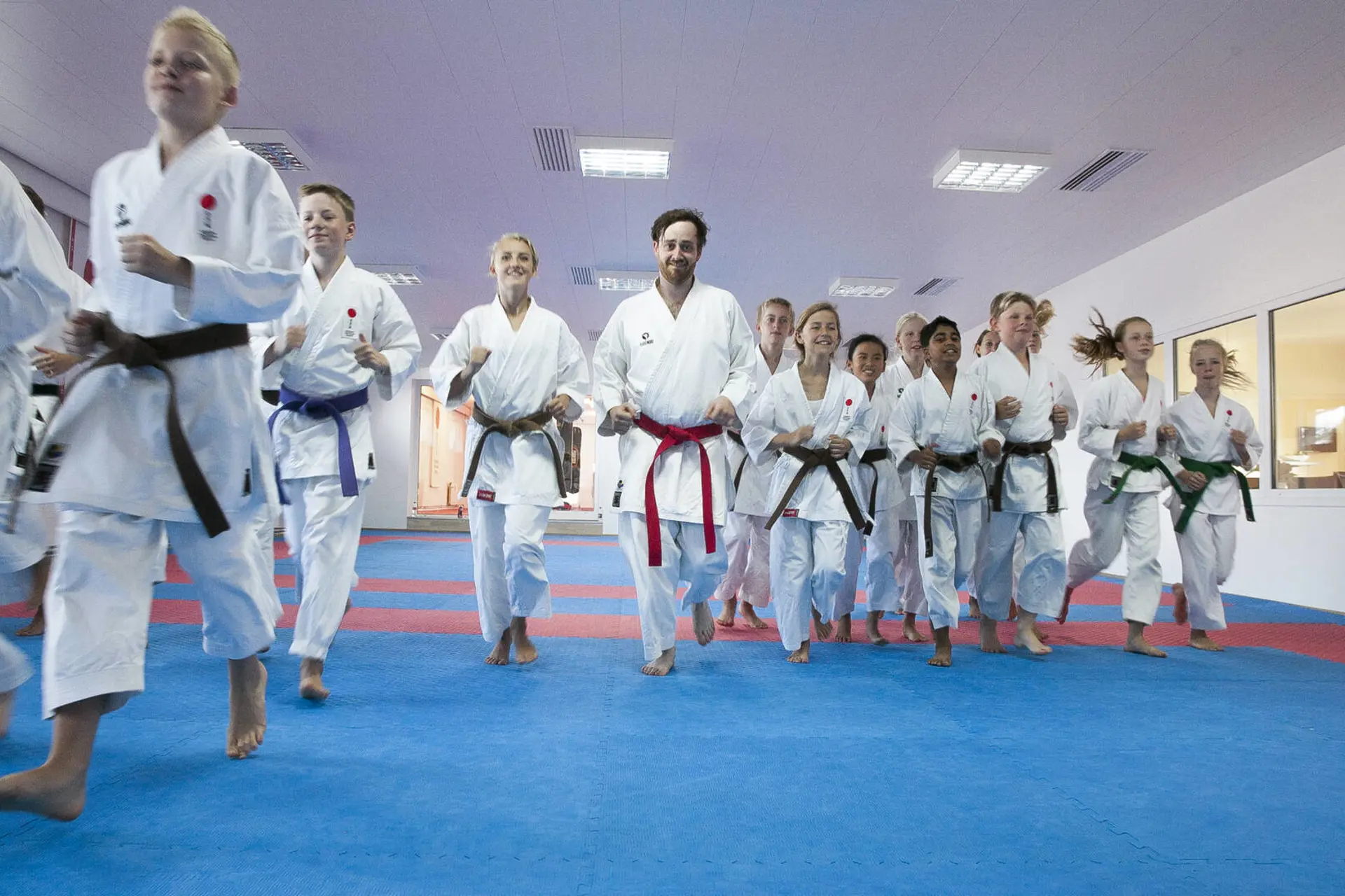 Gorm og 100% din ret program 4: Karate + kyllingeboller med ris